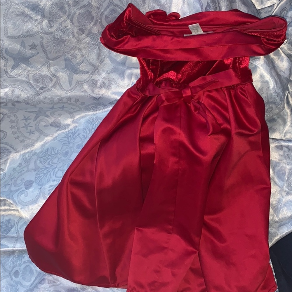 *SPECIAL OCCASION RUBY RED FORMAL DRESS - Picture 6 of 8